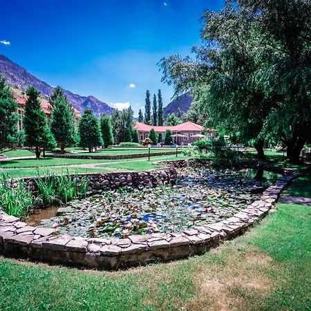 Chatcal Mountains Resort Burchmulla Екстер'єр фото