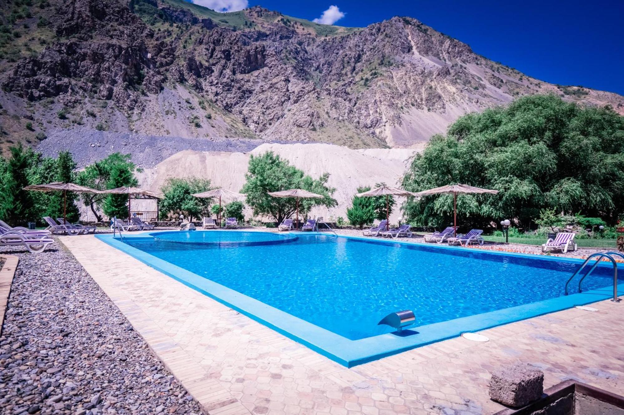 Chatcal Mountains Resort Burchmulla Екстер'єр фото