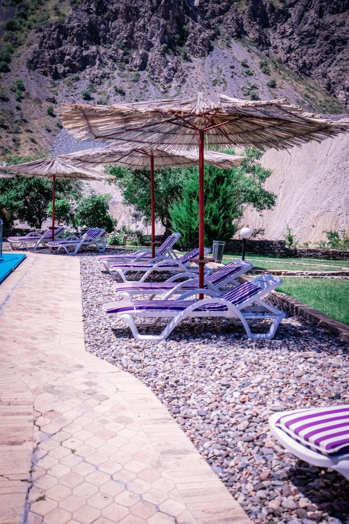Chatcal Mountains Resort Burchmulla Екстер'єр фото