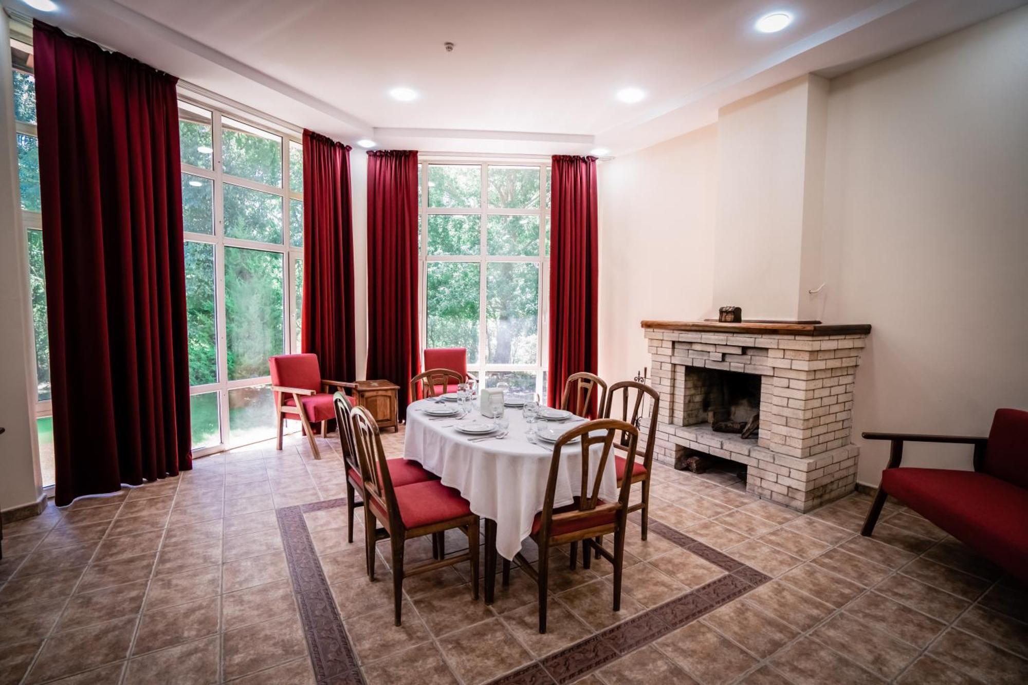 Chatcal Mountains Resort Burchmulla Екстер'єр фото