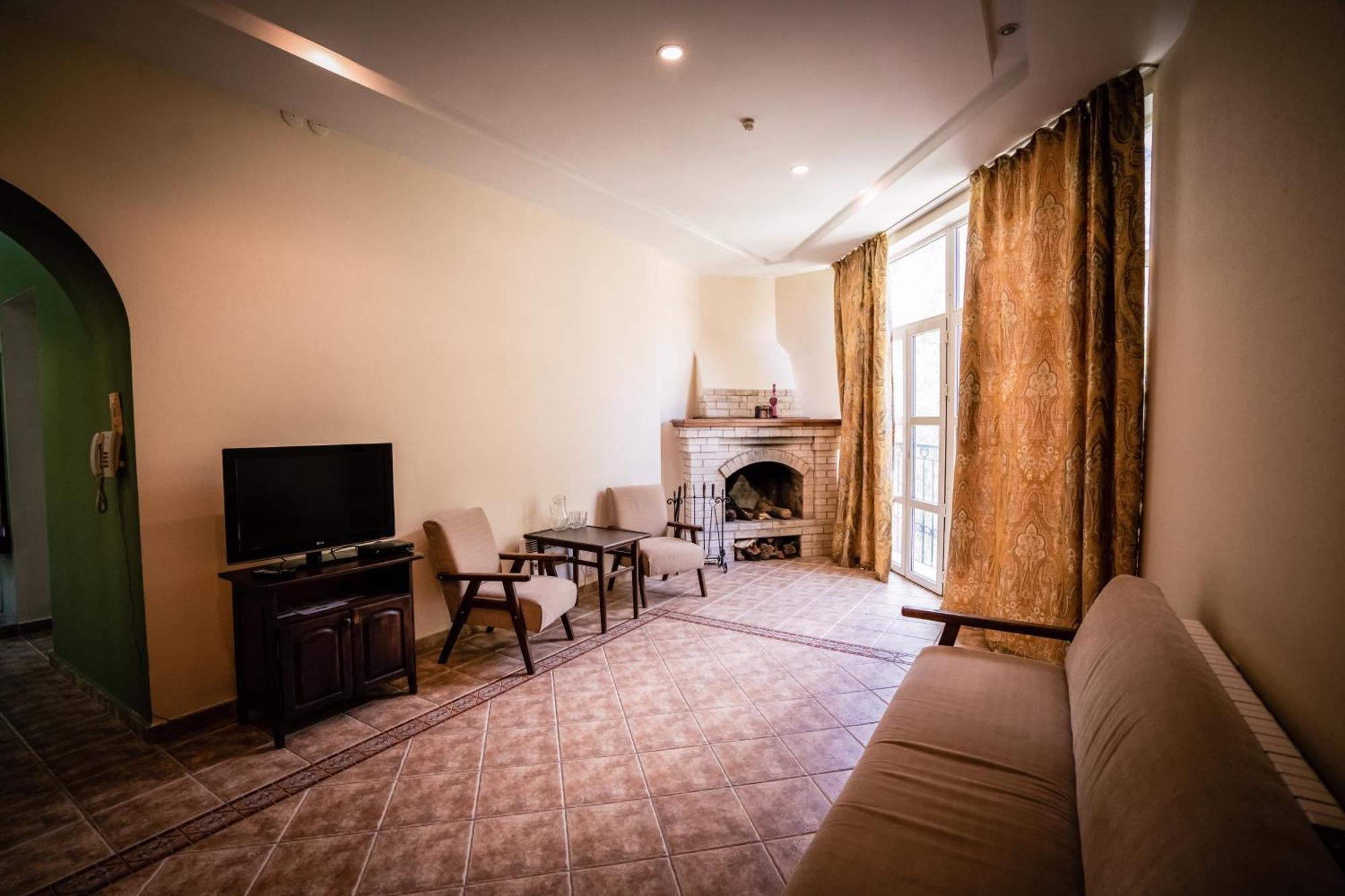 Chatcal Mountains Resort Burchmulla Екстер'єр фото